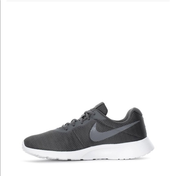 nike tanjun dark grey